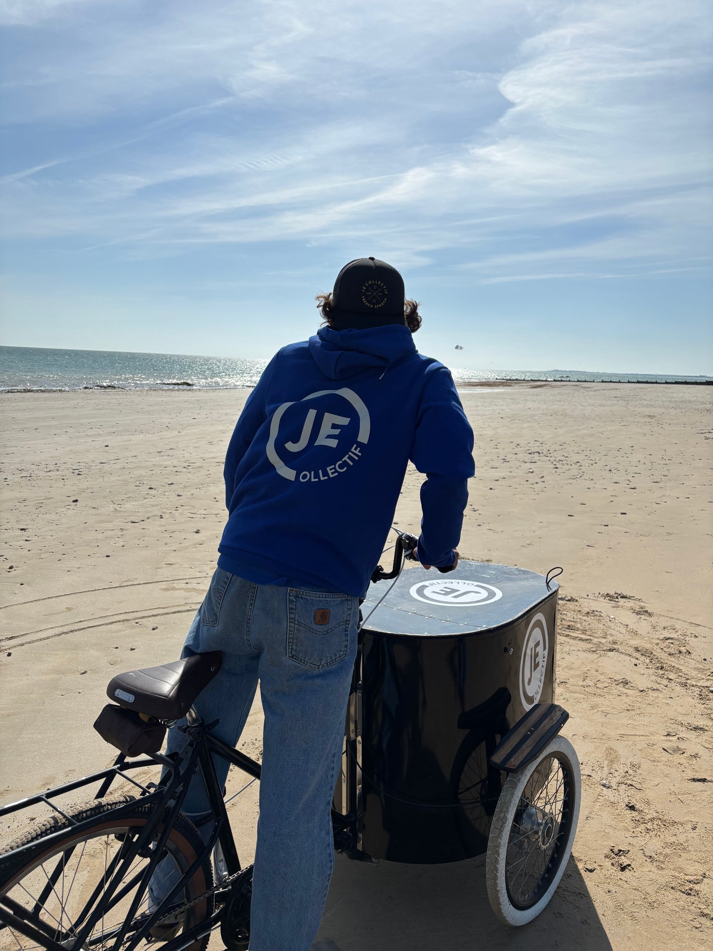 Hoodie Bleu Électrique